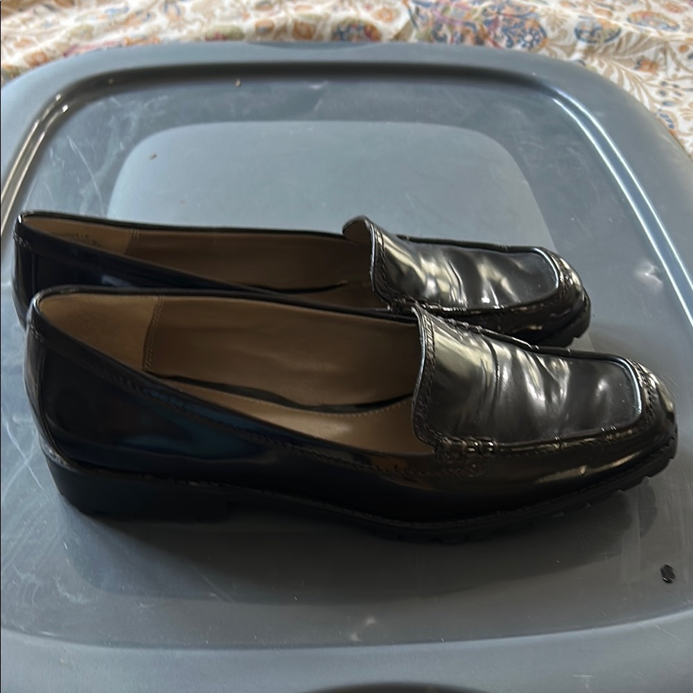 Liz Claiborne Brown Patent Leather Flats